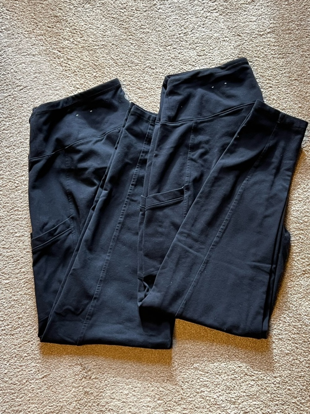 Talbots Black High-Waist Active Leggings with Side Pockets